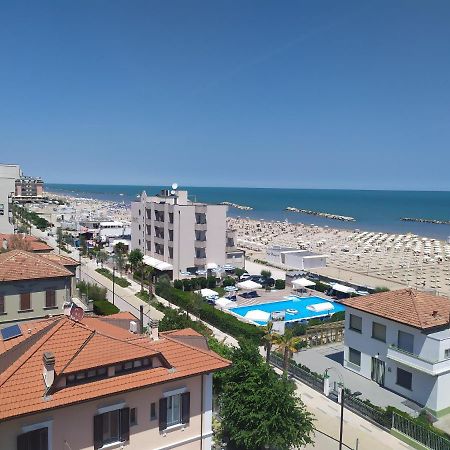 Hotel Atlantic Rimini Exterior foto